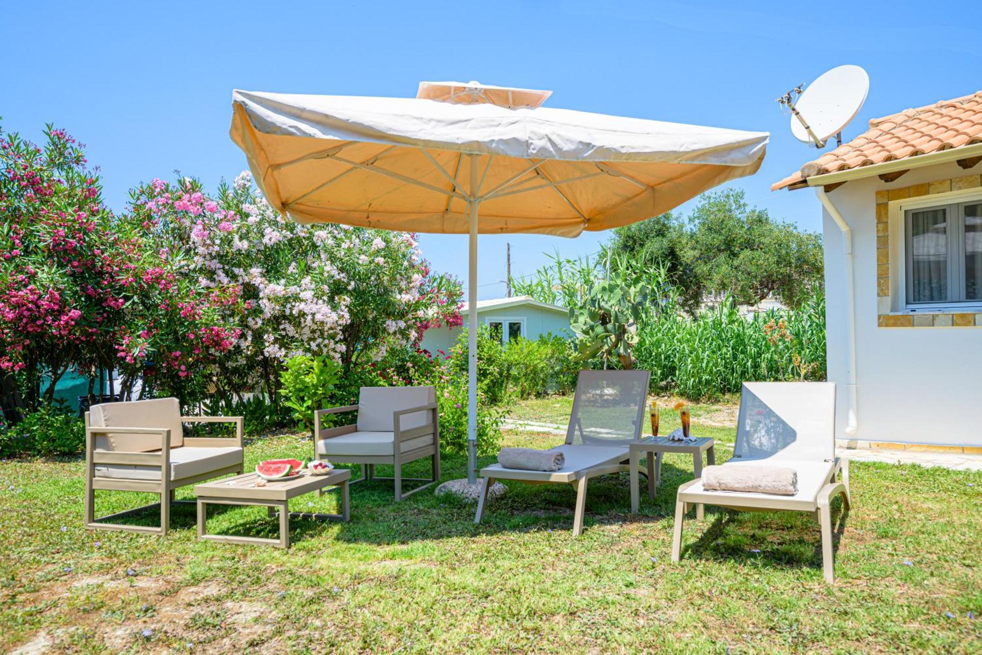Elena'S Seaside Apartments & Studios Agios Gordios  Exterior photo